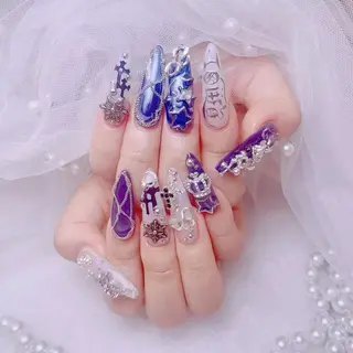 ネイル Merry Kingのネイルデザイン