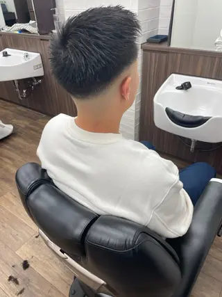 ショート メンズ DAN BRISE BARBER所属・馬上 拓海のヘアスタイル
