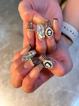 ロング ✴︎ Delightのネイルデザイン