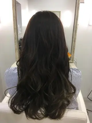 セミロング ロング カラー 髪質改善 中川　翔のヘアスタイル