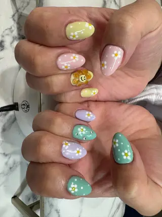 ネイル La・mer VENUS所属・La・mer VENUSあおいのネイルデザイン