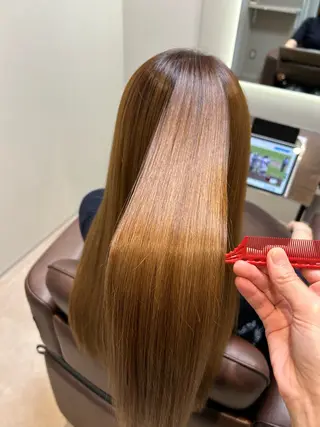 ロング あらき ちさとのヘアスタイル