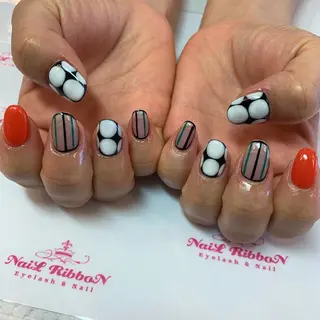 ネイル ネイルリボン 受付スタッフのネイルデザイン
