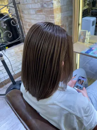 ミディアム luce所属・千代 夏輝のヘアスタイル