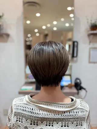 ショート イシカワ ユウタのヘアスタイル