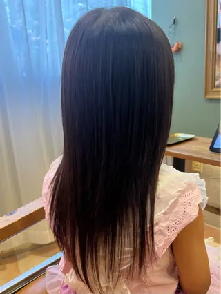 ロング クロサワ ヨーコのヘアスタイル