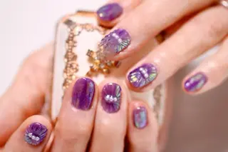 ネイル ママリンド　志村坂上店所属・しみ えんのネイルデザイン