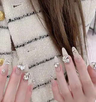 ネイル VIVIAN エイのネイルデザイン