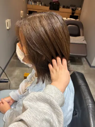 ミディアム 小堀 いぶきのヘアスタイル