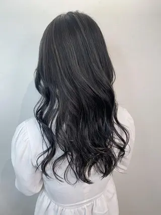 ロング カラー _WHITE 天神店 YUMEKA🐻のヘアスタイル