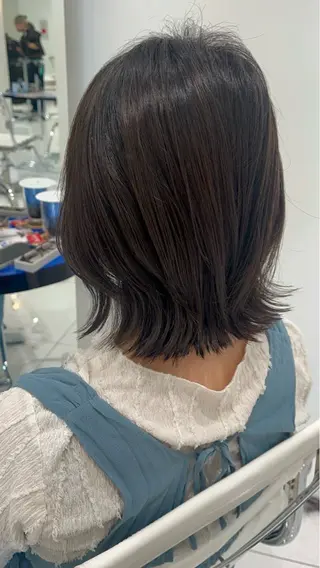 ミディアム 金 順惠のヘアスタイル