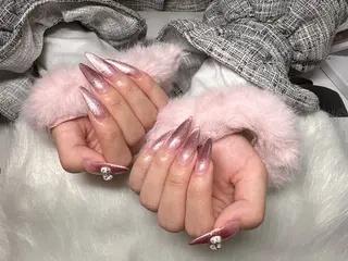 ネイル Chiara 長さだしのネイルデザイン