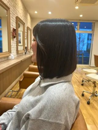 ミディアム 志乃屋所属・中川 美里のヘアスタイル