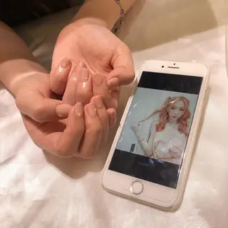 ネイル classic 新横浜所属・山田 暉のネイルデザイン