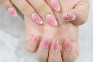 ネイル Leonie ｵｵｲのネイルデザイン