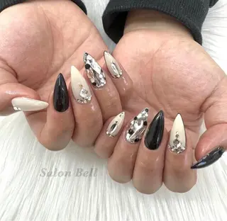 ネイル Bell 富田林店 SAYAKAのネイルデザイン