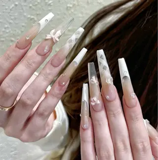 ネイル D-BEAUTY Nailsalonのネイルデザイン