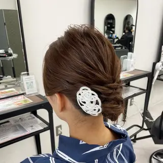 ミディアム カラー パーマ ヘアアレンジ メンズ キッズ ネイル マツエク・マツパ アイブロウ mona/ ストレートスタイル✨のヘアスタイル