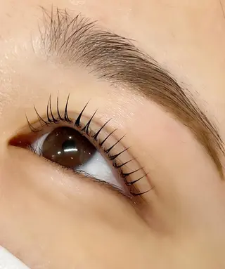 マツエク・マツパ 髙橋 敦子のネイルデザイン