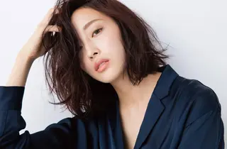 ミディアム Relais 覚王山のヘアスタイル