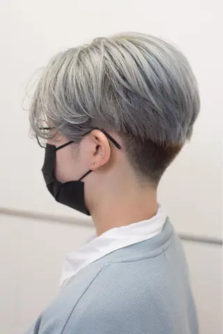 ショート カラー 千葉 慎也のヘアスタイル
