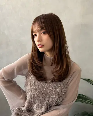 セミロング カラー Hatsune 🐯レイヤーカットのヘアスタイル