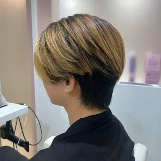 メンズ ハイトーン×推し カラー💫Miyuのヘアスタイル