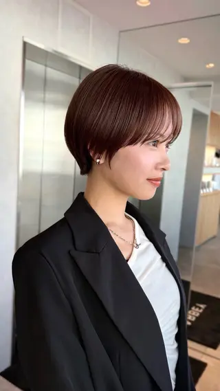 ショート Abbey ４のヘアスタイル