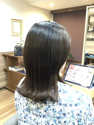 ミディアム カラー Annon プライベートサロンのヘアスタイル