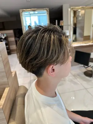 カラー メンズ IwAsh中山所属・✂︎中山ブリーチ・ パーマ✂︎露木智也のヘアスタイル