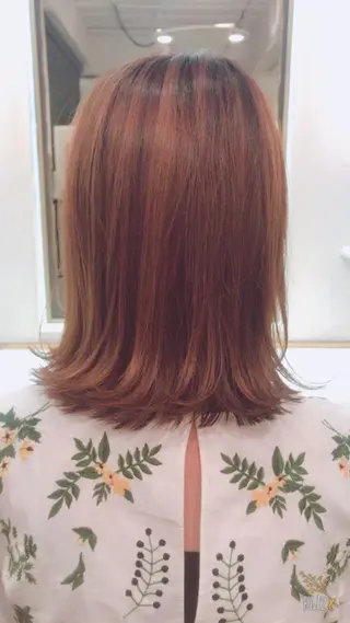 ミディアム 暖色カラー🍊 ボブ🌿顔周りcutのヘアスタイル