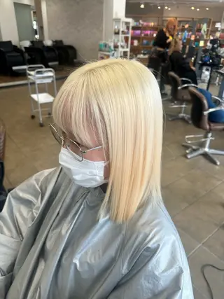 ショート ブリーチカラー/ わきたちえ🌻のヘアスタイル