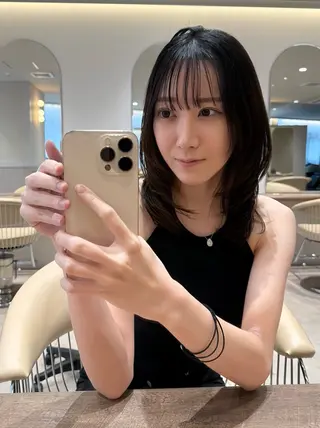 ミディアム 彼ウケ抜群🎀垢抜け 艶暗髪🪞一輝のヘアスタイル
