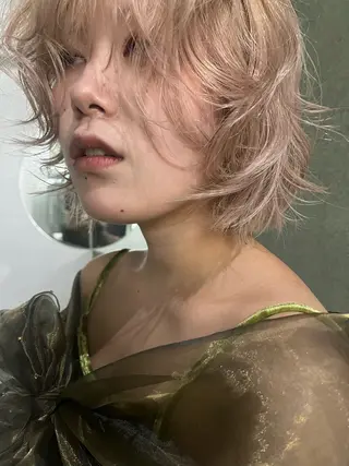 ミディアム 田中 里奈のヘアスタイル