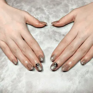 ネイル NAIL Salon IP所属・長谷川 奈緒美のネイルデザイン