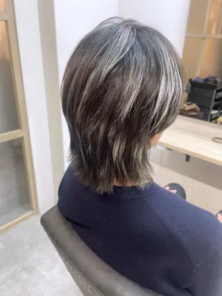 ミディアム カラー メンズ EMANON新宿南口所属・ケアブリーチ×艶カラ ー️🫧Shioriのヘアスタイル