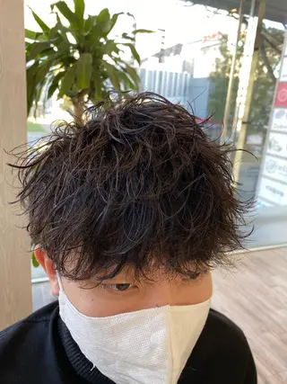 パーマ メンズ Lond luce心斎橋所属・🍀小川大輔🍀 ボブ/ブリーチ🥇のヘアスタイル