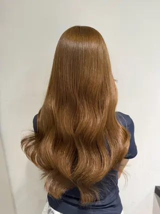 ロング WELLY  TOKYO所属・🌈レイヤーカット/ ハイトーン🌈タクマのヘアスタイル