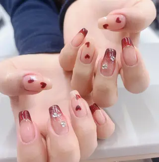 ネイル AngelChris ビューティーサロンのネイルデザイン