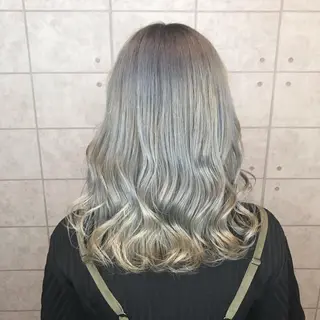 セミロング カラー knock【ノック】所属・烏丸韓国ヘア🇰🇷 ayaka🎀のヘアスタイル