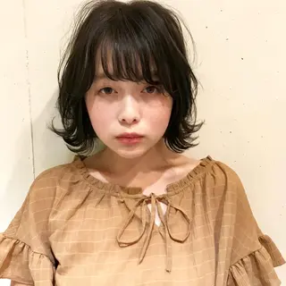 ミディアム カラー スナコザワ レナのヘアスタイル