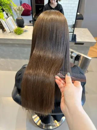 ロング 髪質改善×艶カラー Haruのヘアスタイル