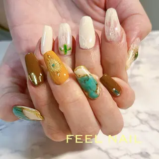 ネイル 秋好 悠のネイルデザイン