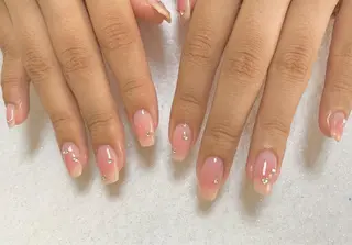 ネイル 手塚 里奈のネイルデザイン