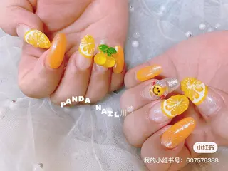 セミロング パンダ ネイルのネイルデザイン