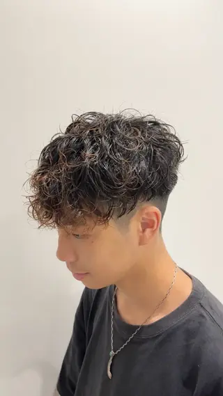 ショート パーマ メンズ クセを最大限に活かす メンズパーマ奈良大祐のヘアスタイル