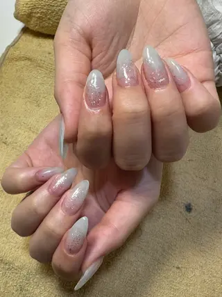 ネイル 黒田 愛理のネイルデザイン