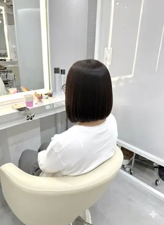 ショート R/🎀 ヘアセット・艶カラーのヘアスタイル