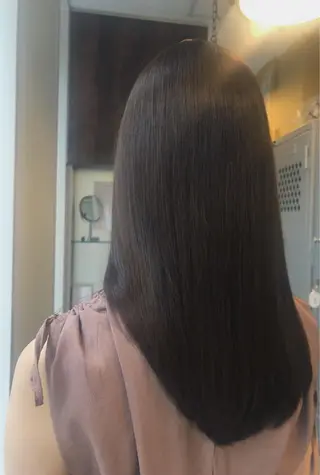 ロング カラー mai🐷髪質改善 🖤透ける暗髪🖤のヘアスタイル