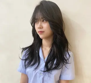 セミロング 新宿/韓国レイヤー/ 顔まわり/メンズヘアのヘアスタイル